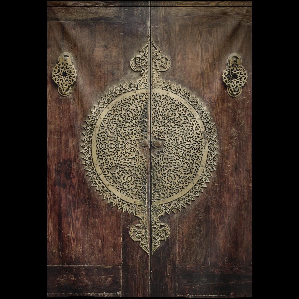 Ancient door wandkleed