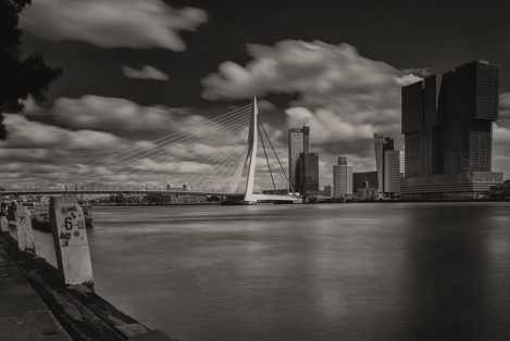 Aluminium schilderij Rotterdam van MondiArt