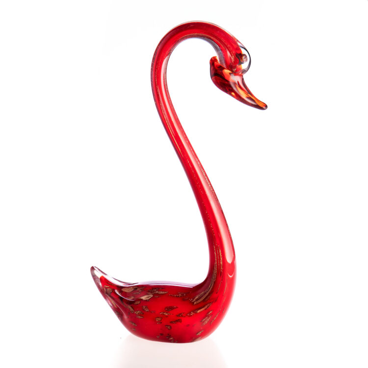 Glazen beeld “Red swan”
